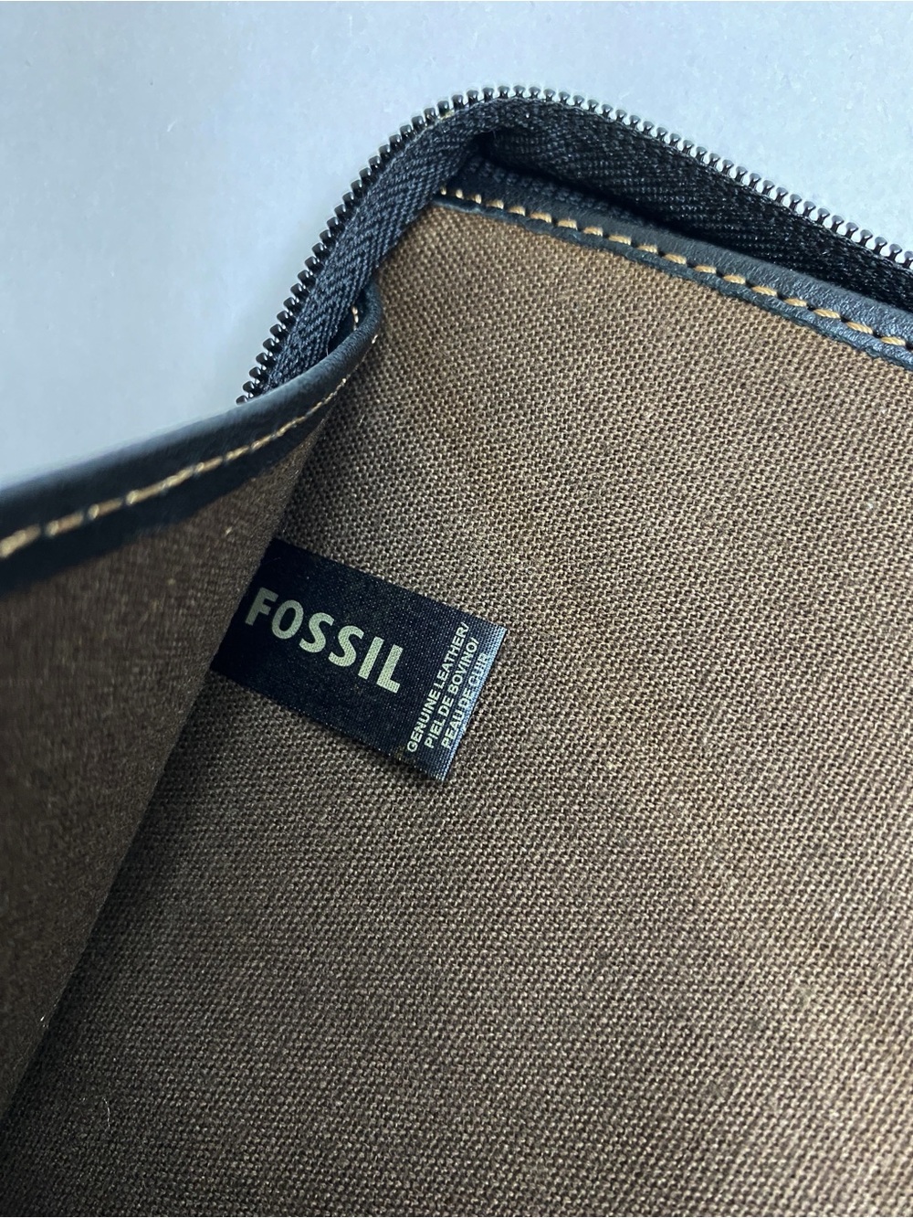 Fossil Black Leather Tech Zip Case Notebook Pad Holder 6”X 8.75” - Picture 4 of 8